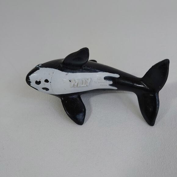 Free‎ Willy Pvc Figure - Picture 3 of 6